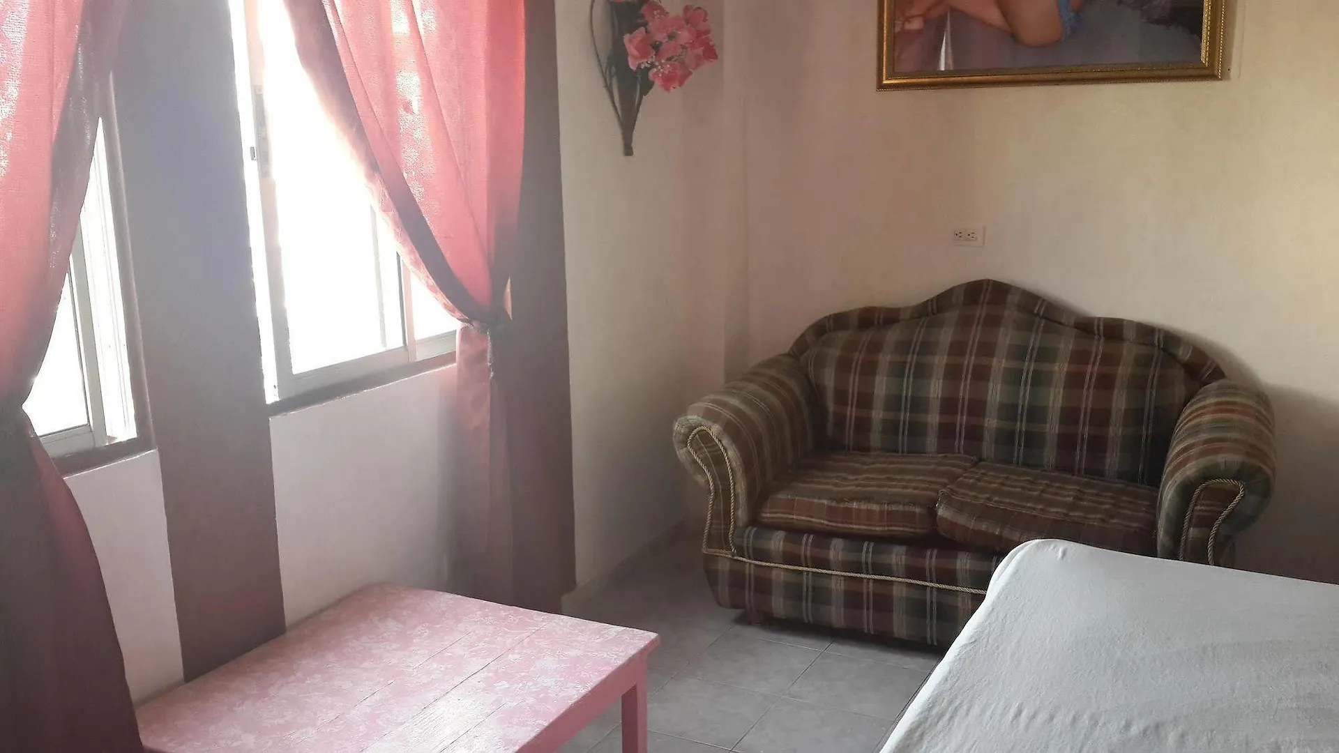 Hotel Jose Contreras 산토도밍고 2*,  도미니카 공화국